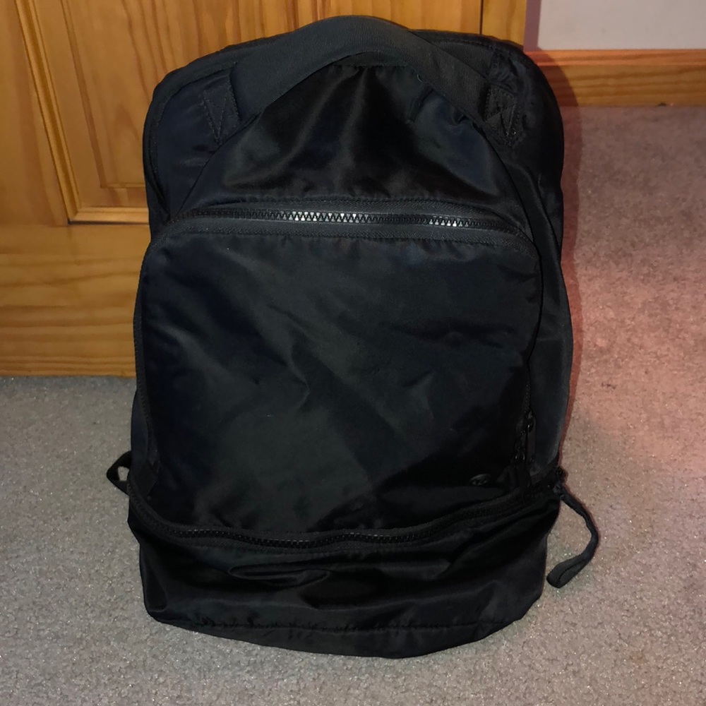 Lululemon backpack
